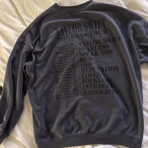 Eras tour-Taylor Swift Blue Crewneck-NWT size Large